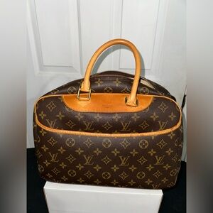 Authentic Louis Vuitton Deauville